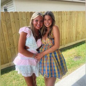 Meet your Posher, Bella